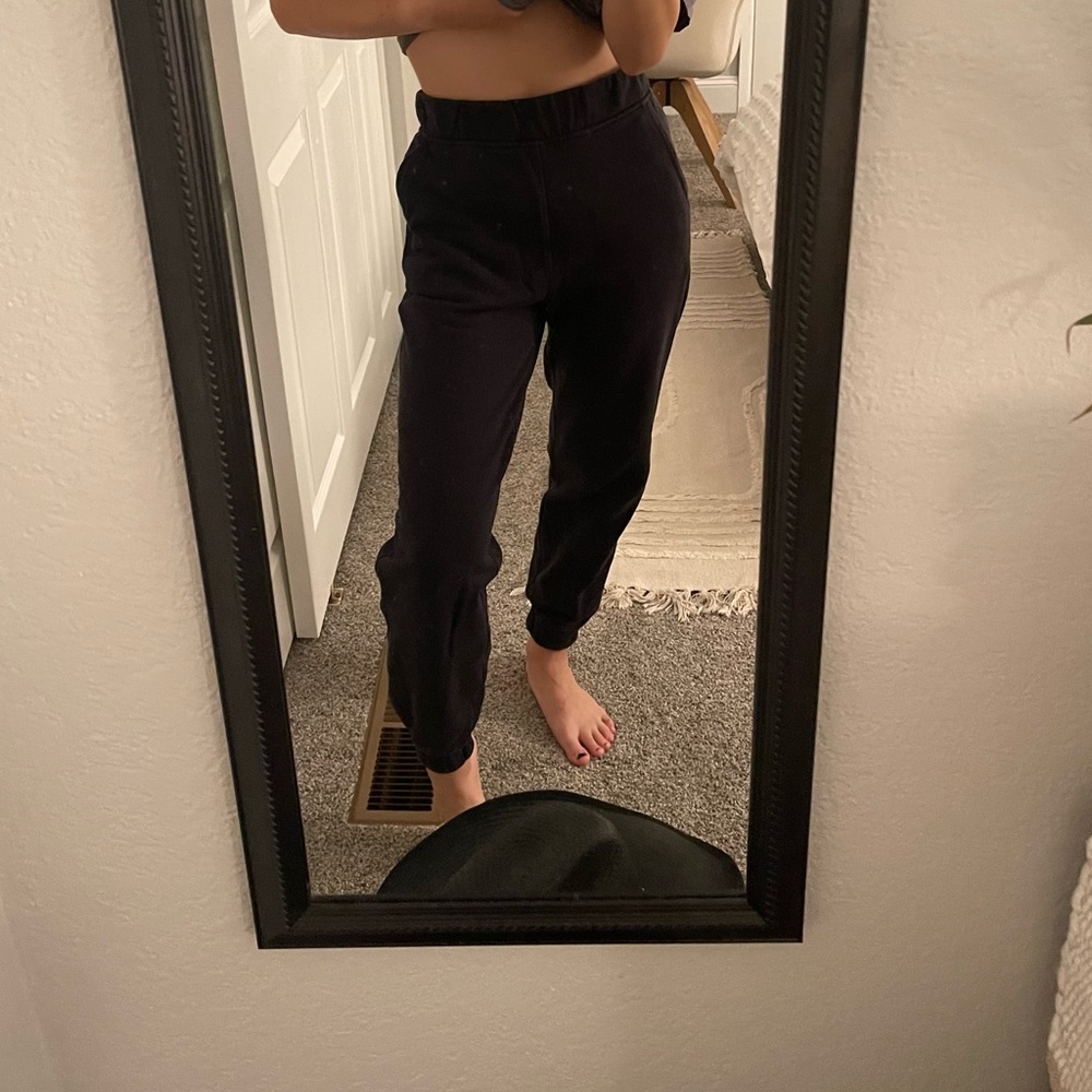 Lululemon Relaxed High-Rise Jogger